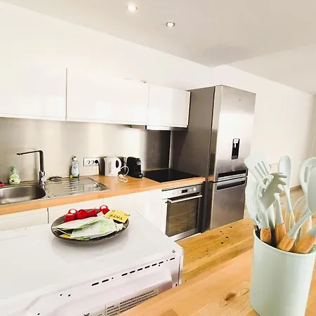 écu - Raffiné Avec Espace En Plein Air Appartement